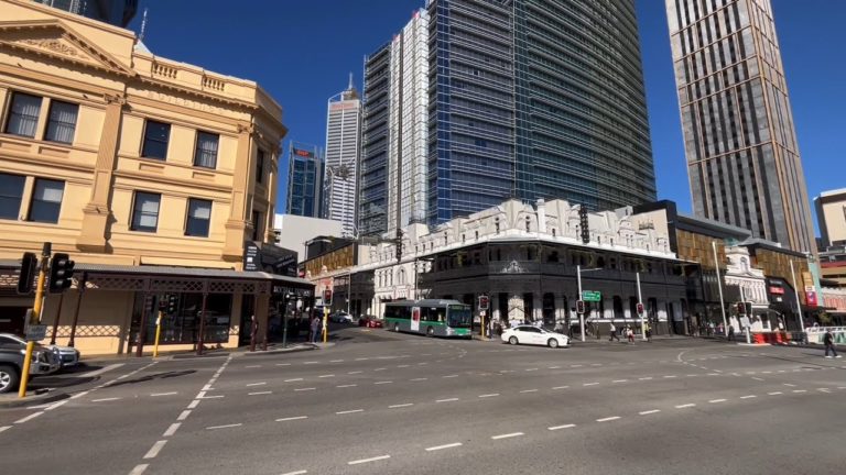 Walking Tour of Perth Australia – Wellington Street (2023)