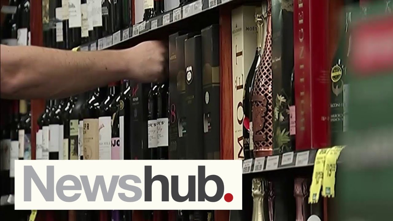 Auckland supermarkets, bottle shops lose bid to sell booze after 9pm | Newshub