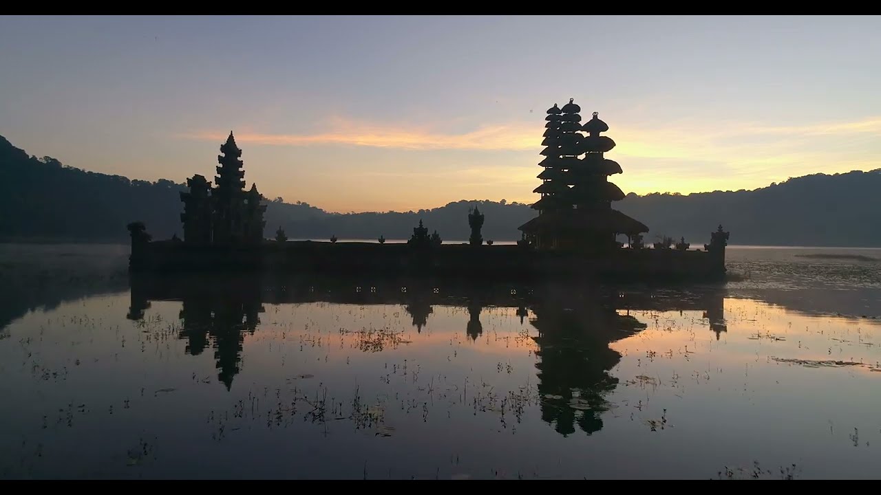 HINDU TEMPLE IN BALI, INDONESIA