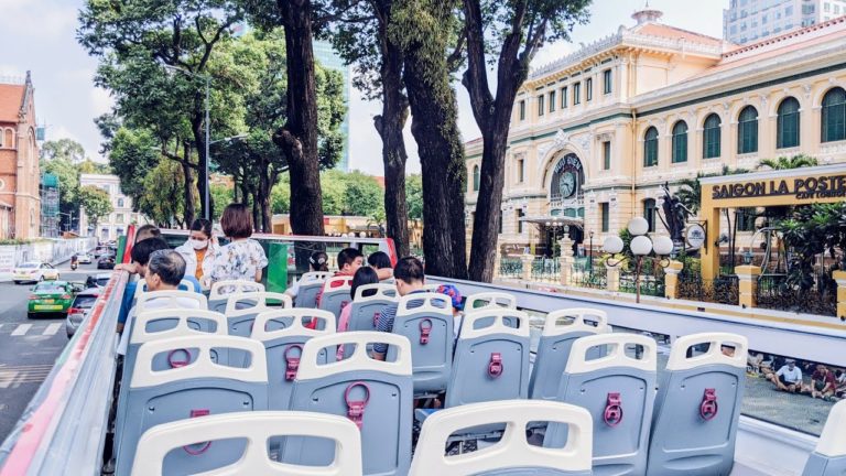 SAIGON HOP-ON/HOP OFF SIGHTSEEING BUS TOUR | VIETNAM STREET SCENE